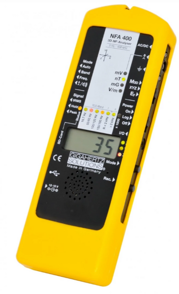File:Gigahertz solutions NFA 400 field analyser.png